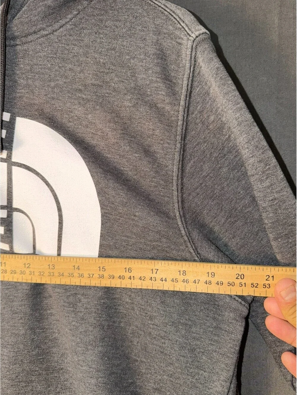 The North Face Hoodie Men’s Large Gray Pullover Sweatshirt Logo Spellout